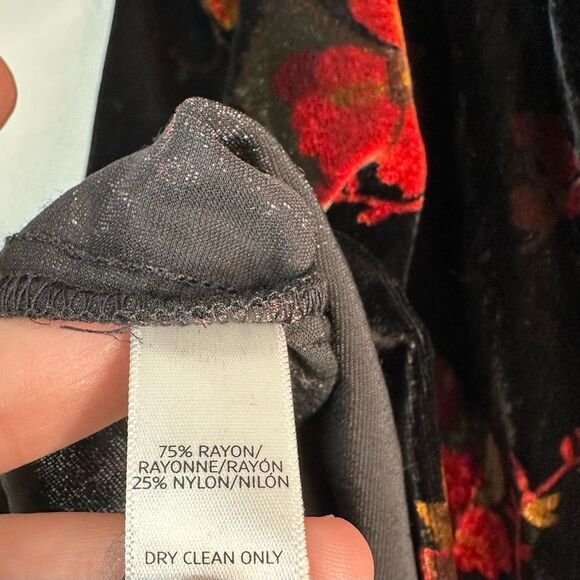 Loft Womens Black Floral Velvet Off the Shoulder Top Large NWT Fairy Grunge Chic - Picture 6 of 10